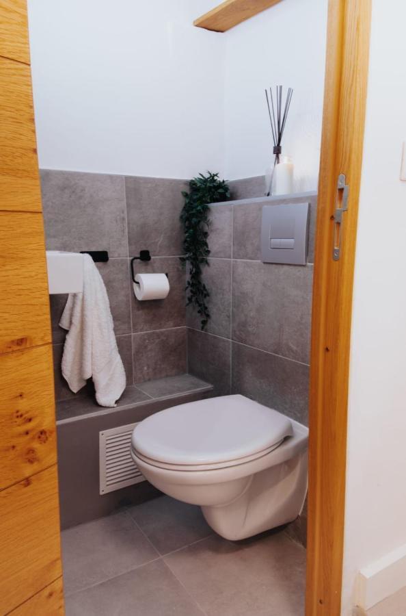Apartamento Perfect Family-Oriented And Renovated Townhouse In The Old Antibes Exterior foto