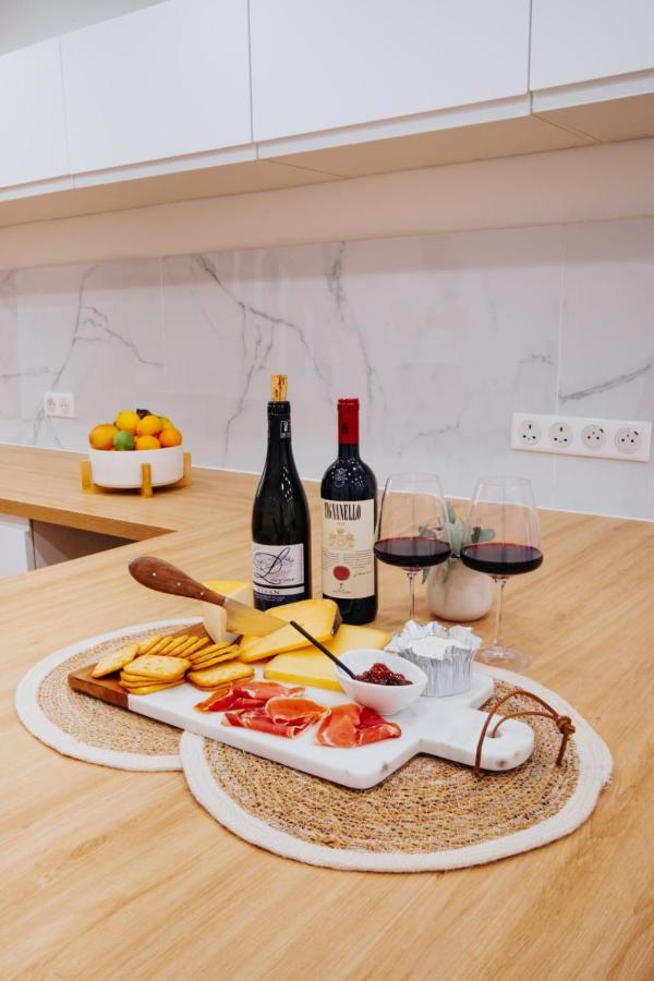 Apartamento Perfect Family-Oriented And Renovated Townhouse In The Old Antibes Exterior foto
